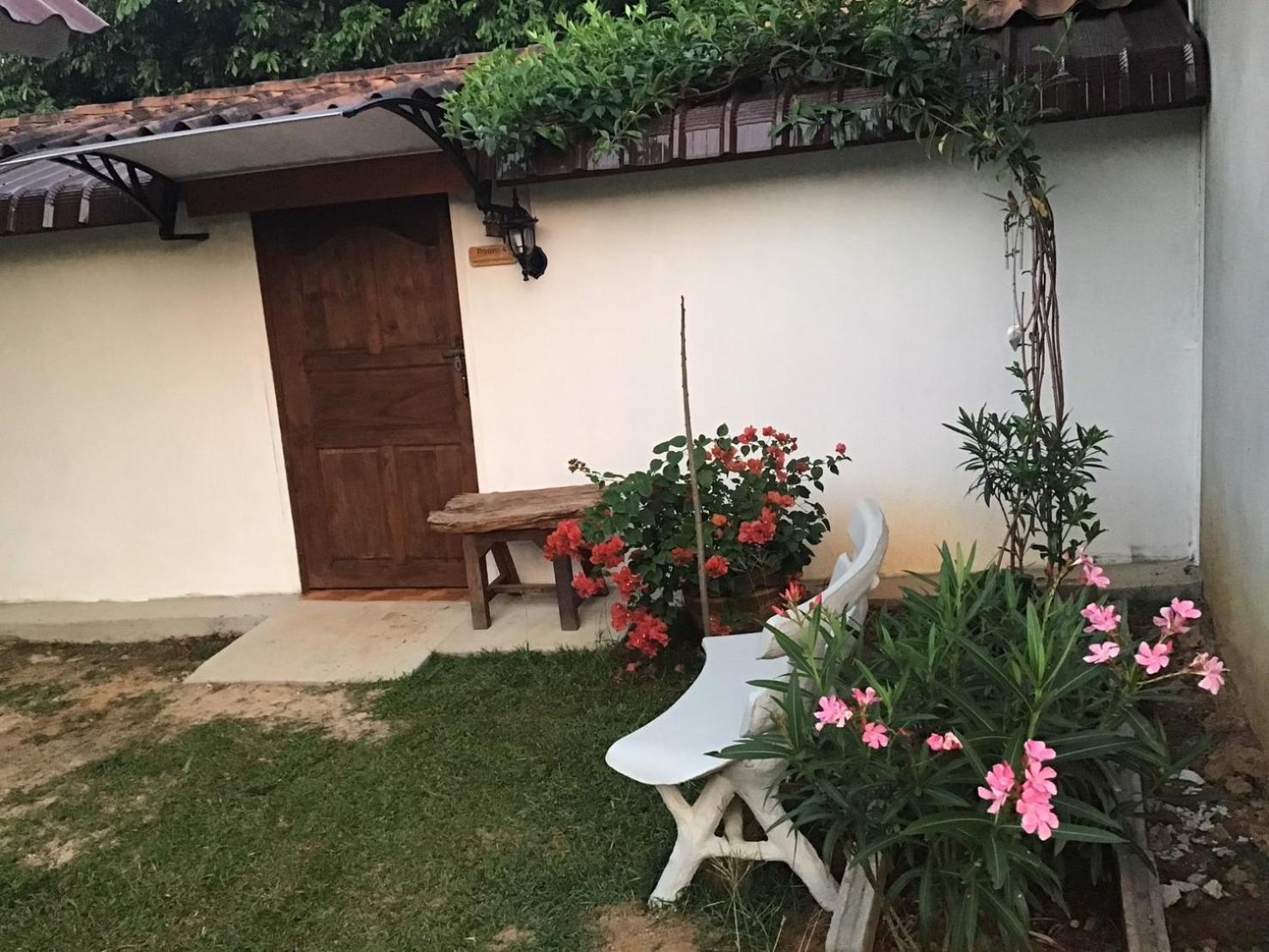 Serenity1 Homestay Csiangdau Kültér fotó